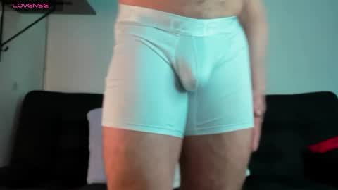 Ronnie online show from January 4, 2025, 6:51 pm