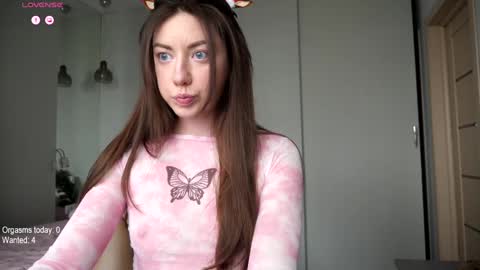 Snapshot of ronny_ponny chatting on December 21, 2024, 12:16 pm RonnyPonny online show from December 21, 2024, 12:16 pm