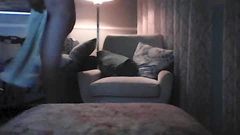 ronvlv online show from July 17, 2026, 1:34 am