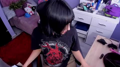 Twelve 3 Inst Twelve 312002 Twitter Room312 2002 online show from January 22, 2025, 1:42 pm