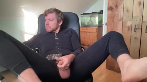 Snapshot of rooster696969joe chatting on December 12, 2024, 8:53 pm roosterJoe online show from December 12, 2024, 8:53 pm