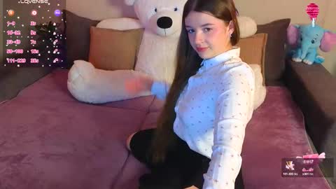 roraline_lov online show from February 24, 2026, 4:38 pm
