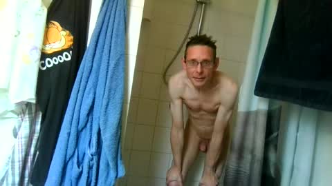 rororober online show from July 17, 2026, 6:13 pm