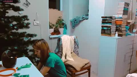 rosa843850 online show from December 26, 2024, 3:31 pm