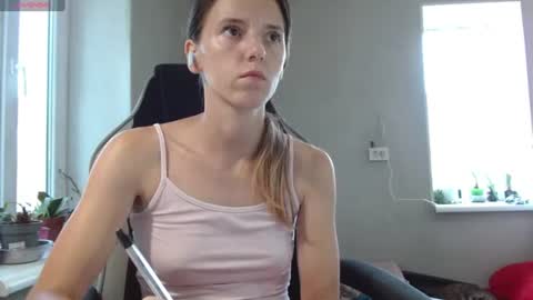 rosa843850 online show from July 19, 2026, 1:37 pm
