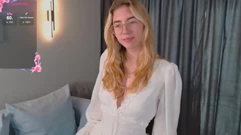 Emma online show from October 13, 2025, 8:47 am