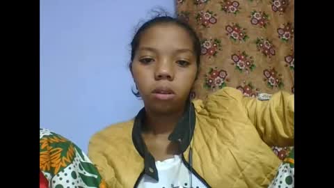 rosah225127 online show from May 9, 2026, 3:56 am