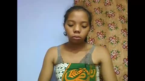 rosah225127 online show from May 10, 2026, 5:07 pm