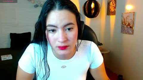 Snapshot of rosaliea chatting on June 2, 2026, 4:25 am R O S A L I A online show from June 2, 2026, 4:25 am