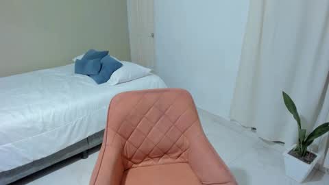 Snapshot of rosaliiaa1 chatting on December 5, 2024, 7:49 pm Rosalia online show from December 5, 2024, 7:49 pm