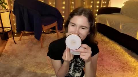 Kylie online show from March 13, 2026, 5:19 pm