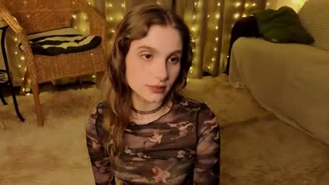 Snapshot of rosalvaulman chatting on June 11, 2026, 12:32 am Kylie online show from June 11, 2026, 12:32 am
