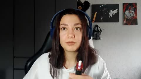 Kiki online show from October 9, 2025, 8:23 am