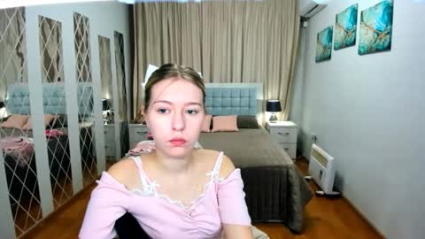 RosaRising online show from May 3, 2026, 4:51 am
