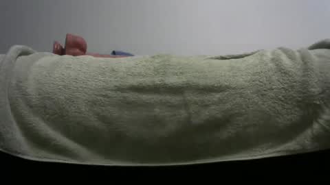 roscoes8 online show from October 13, 2025, 3:17 am