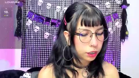 Snapshot of rose_72 chatting on October 24, 2025, 9:00 pm Ally online show from October 24, 2025, 9:00 pm