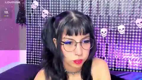 Snapshot of rose_72 chatting on November 24, 2025, 7:46 pm Ally online show from November 24, 2025, 7:46 pm