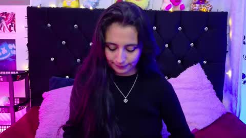Rose online show from September 25, 2025, 4:05 am