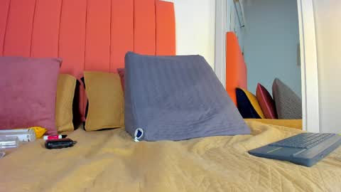 Rosse online show from March 31, 2026, 7:36 pm