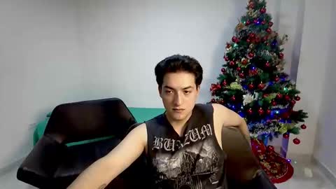 Rose Sins and Don Viktor online show from December 21, 2025, 7:32 pm