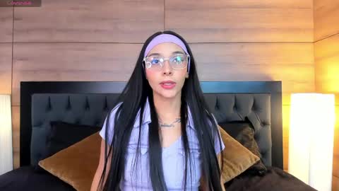 roseaurora online show from March 24, 2026, 12:21 pm