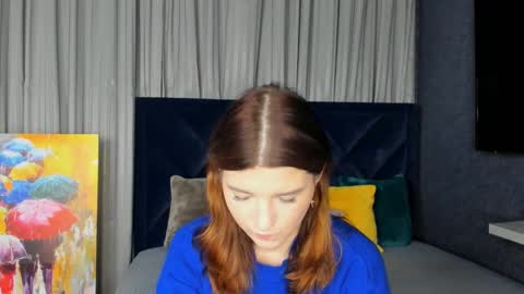 Snapshot of roseblanche2k chatting on December 19, 2024, 11:03 pm Florin online show from December 19, 2024, 11:03 pm