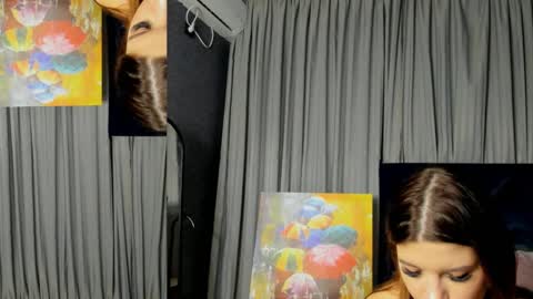 Snapshot of roseblanche2k chatting on December 21, 2024, 2:30 am Florin online show from December 21, 2024, 2:30 am