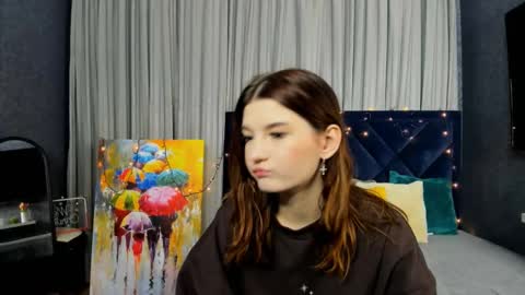 Snapshot of roseblanche2k chatting on January 5, 2025, 11:12 pm Florin online show from January 5, 2025, 11:12 pm