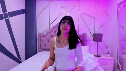 Rose online show from December 28, 2024, 3:48 pm
