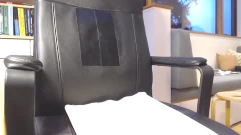 Snapshot of rosefish2222 chatting on January 1, 2025, 12:21 am Rosefish online show from January 1, 2025, 12:21 am