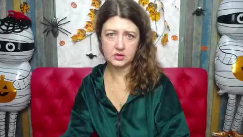 Snapshot of rosehille chatting on November 16, 2025, 6:08 am RoseHille online show from November 16, 2025, 6:08 am