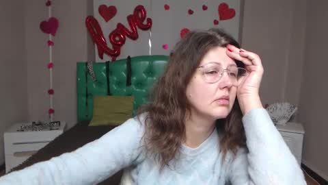 Snapshot of rosehille chatting on February 7, 2026, 6:17 am RoseHille online show from February 7, 2026, 6:17 am