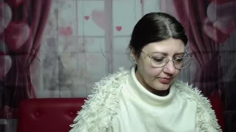 Snapshot of rosehille chatting on February 9, 2026, 2:43 pm RoseHille online show from February 9, 2026, 2:43 pm