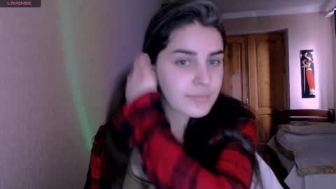 Rose online show from December 20, 2024, 9:43 am