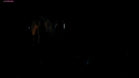 Rose online show from April 19, 2026, 7:49 pm