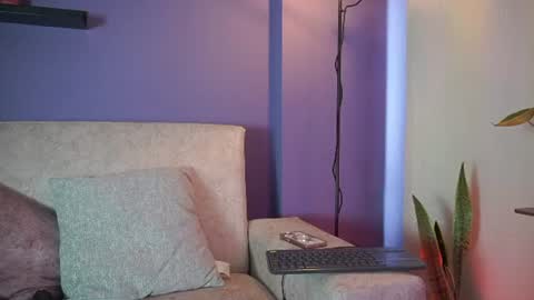 Snapshot of roselinedior chatting on July 11, 2026, 2:53 pm Lyla OF roselinedior online show from July 11, 2026, 2:53 pm