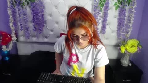 Julieta online show from December 18, 2024, 1:23 pm