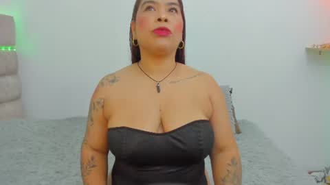 Snapshot of roselyn_caprice chatting on July 21, 2026, 2:25 am roselyn online show from July 21, 2026, 2:25 am