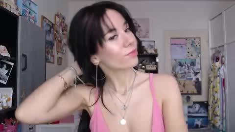 Rose online show from February 10, 2026, 11:36 am