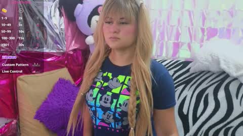 BabyRose online show from November 19, 2025, 12:10 am