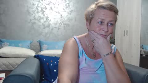 Snapshot of roses_and_lillies chatting on March 7, 2025, 5:17 pm Lovepinklilly online show from March 7, 2025, 5:17 pm