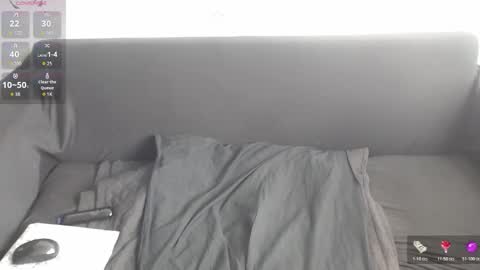 LAURA online show from October 23, 2025, 5:44 pm