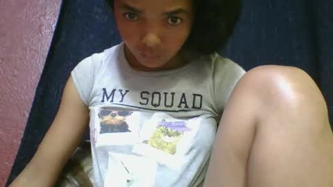 rosia685234 online show from October 21, 2025, 2:23 am