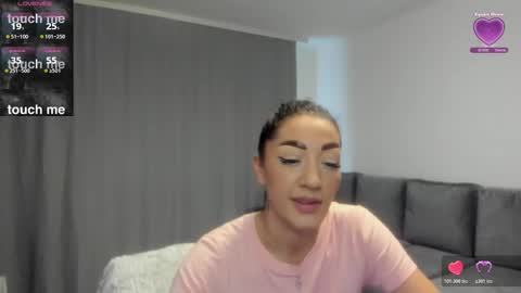 Snapshot of rossana_doll chatting on February 7, 2026, 10:08 am Rossa online show from February 7, 2026, 10:08 am