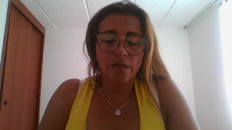 Rossana  online show from December 8, 2024, 7:00 pm