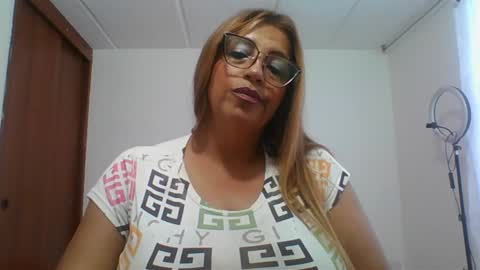 Rossana  online show from December 14, 2024, 12:12 pm
