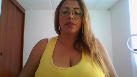 Rossana  online show from December 22, 2024, 12:49 pm