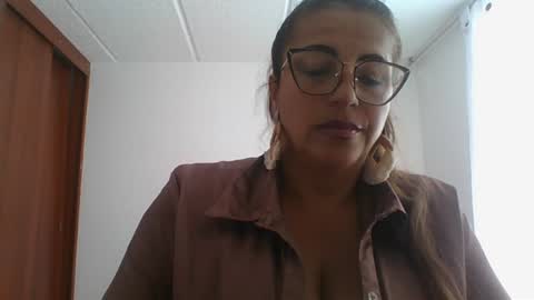 Rossana  online show from February 8, 2025, 7:27 pm