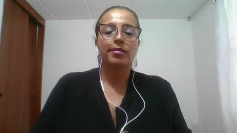 Rossana  online show from February 10, 2025, 10:40 pm