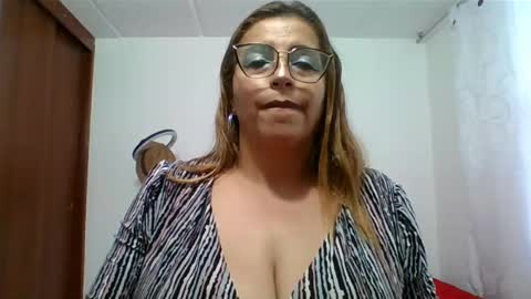 Rossana  online show from February 17, 2025, 10:25 pm
